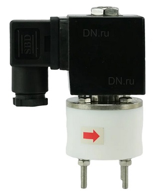 Клапан электромагнитный соленоидный двухходовой DN.ru-VS2W-803 V-NC-5 (НЗ) Ду8 (1/4 дюйм) Ру4 корпус - PTFE с антикоррозийным покрытием, уплотнение - VITON, резьба G, с катушкой 24В